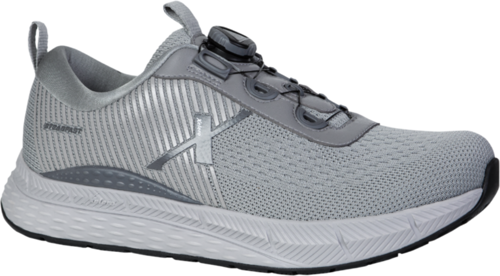 Xelero Men's Steadfast Carbon Grey Fitgo