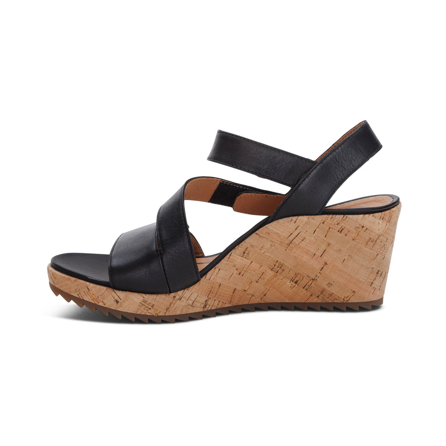 Aetrex Madelyn Wedge Black