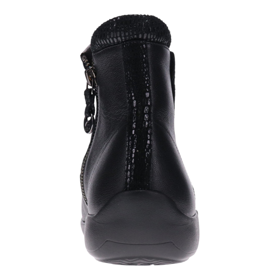 Revere Aberdeen Black Stretch Leather