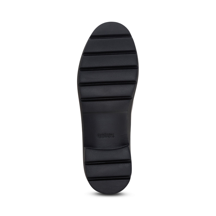 Aetrex Chloe Slip On Navy (MSRP $139.95)