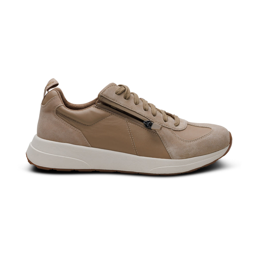 Aetrex Miles Lace Up Tan