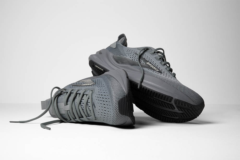 Brooks Men's Ghost Max 4 Grey/Grey/Ebony