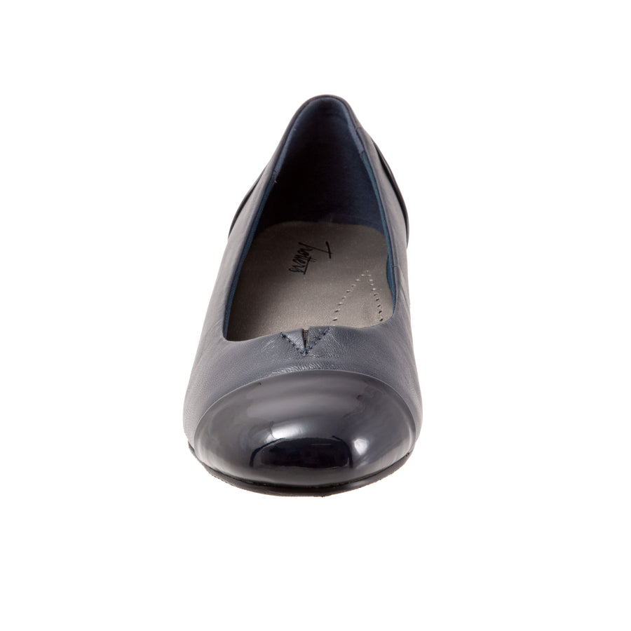 Trotters Daisy Navy