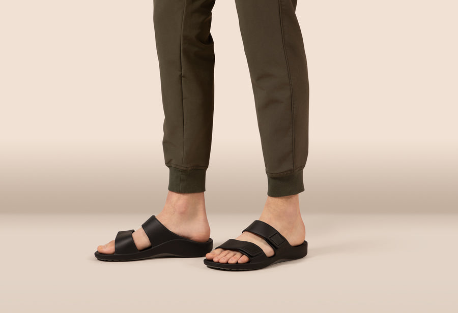 Aetrex Milos Black - Men's